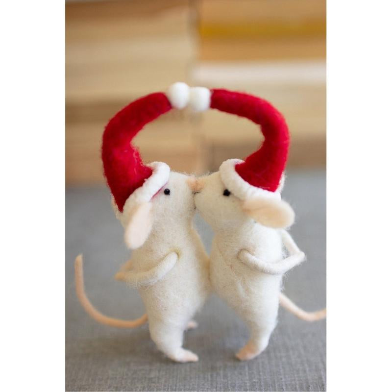 Kissing Felt Christmas Mice